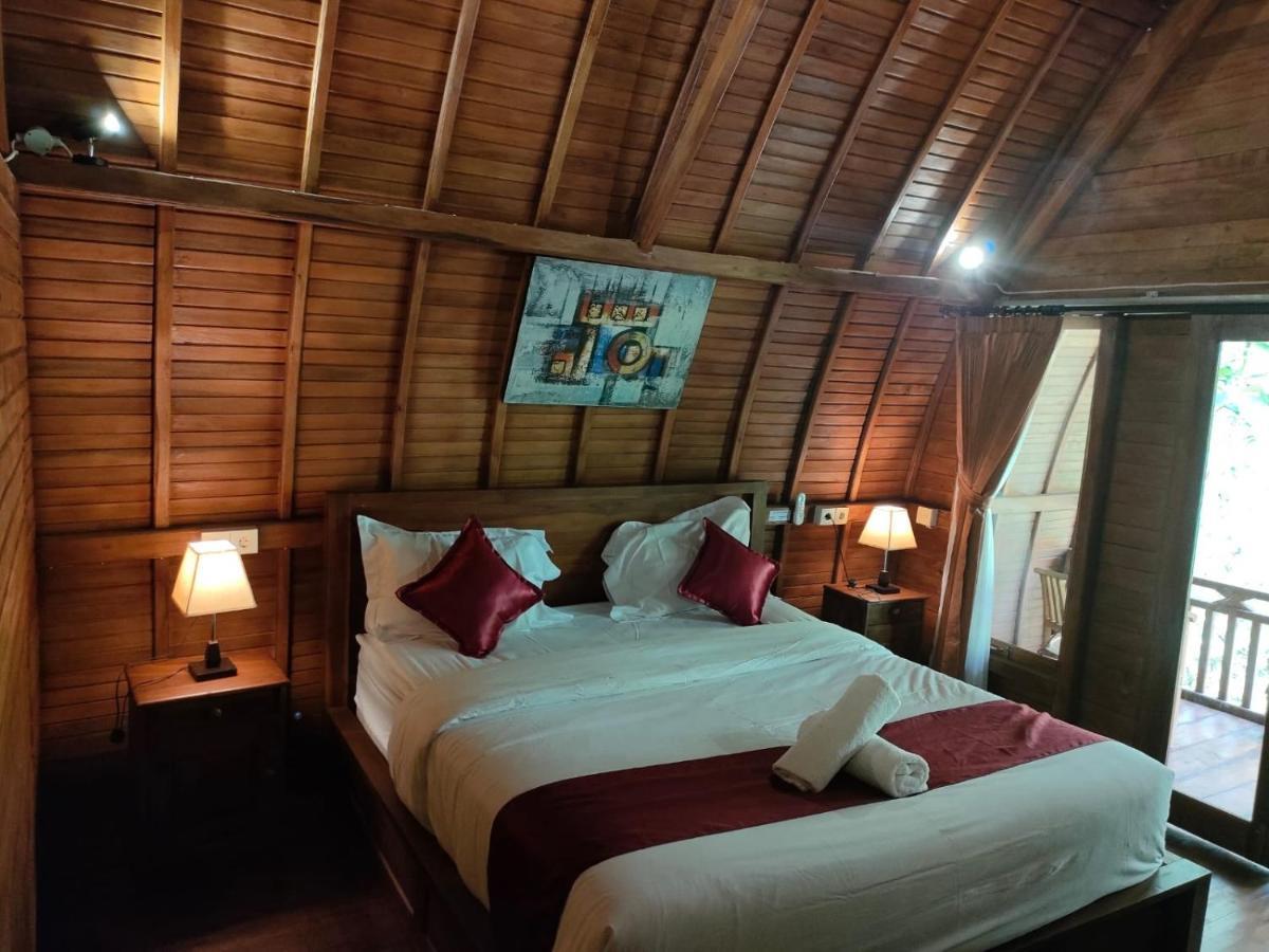 Bougainvillea Bungalow Batumadeg Екстер'єр фото