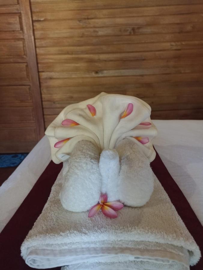 Bougainvillea Bungalow Batumadeg Екстер'єр фото
