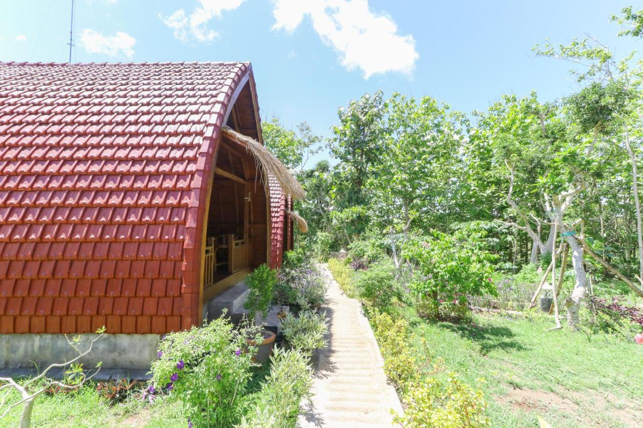 Bougainvillea Bungalow Batumadeg Екстер'єр фото
